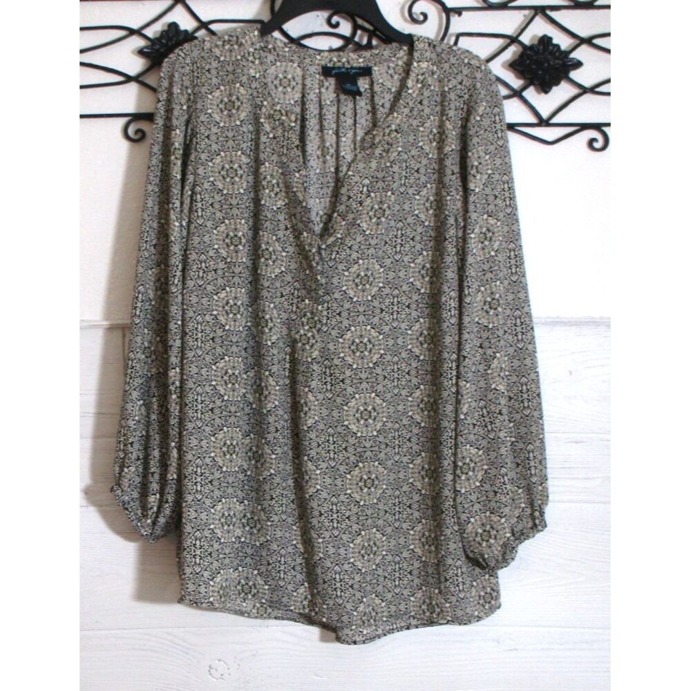 Faith & Zoe Women's Top Size 2X Long Sleeve Multicolor Floral Round Neck